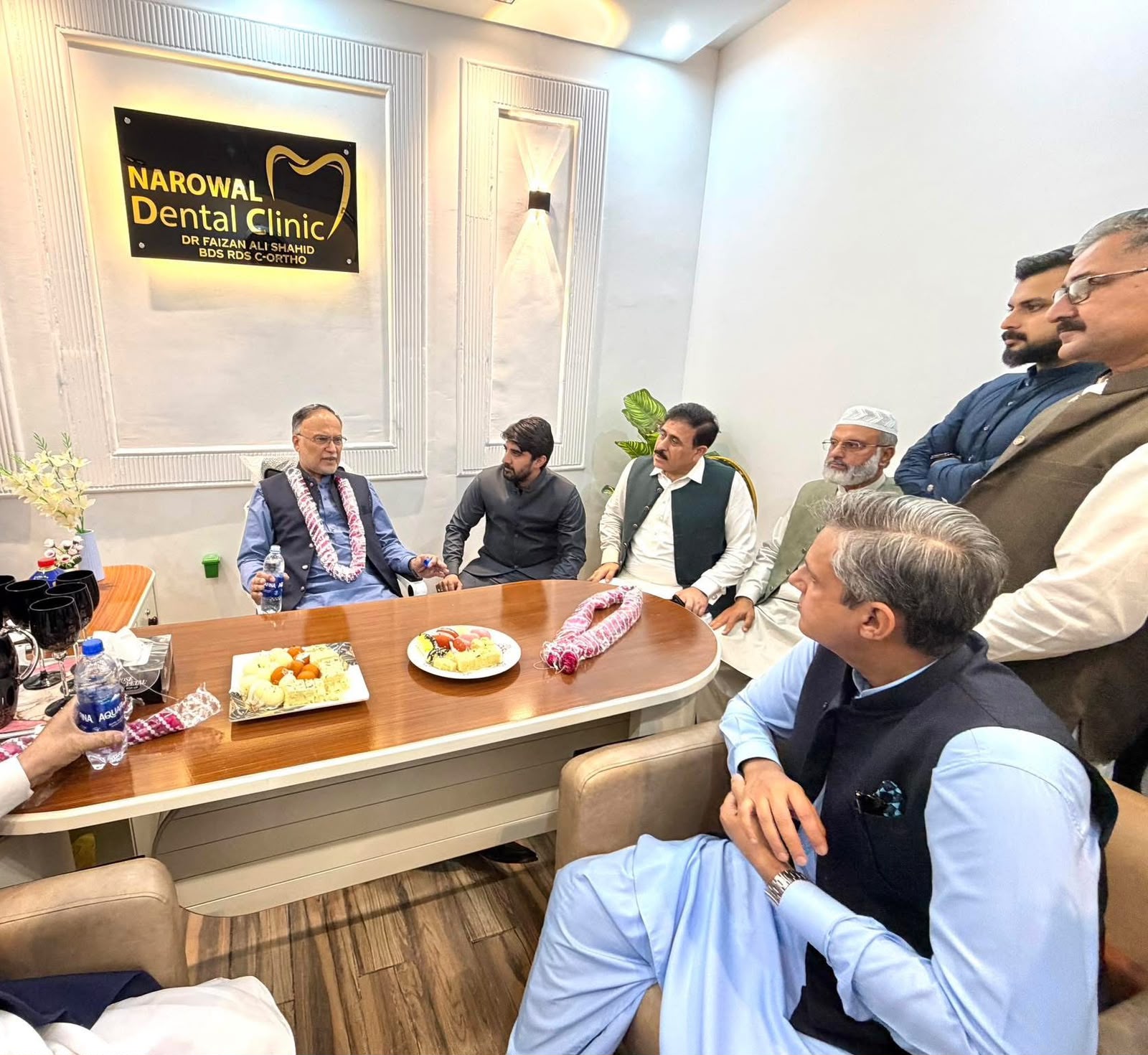 Comfortable patient suite at Narowal Dental Clinic