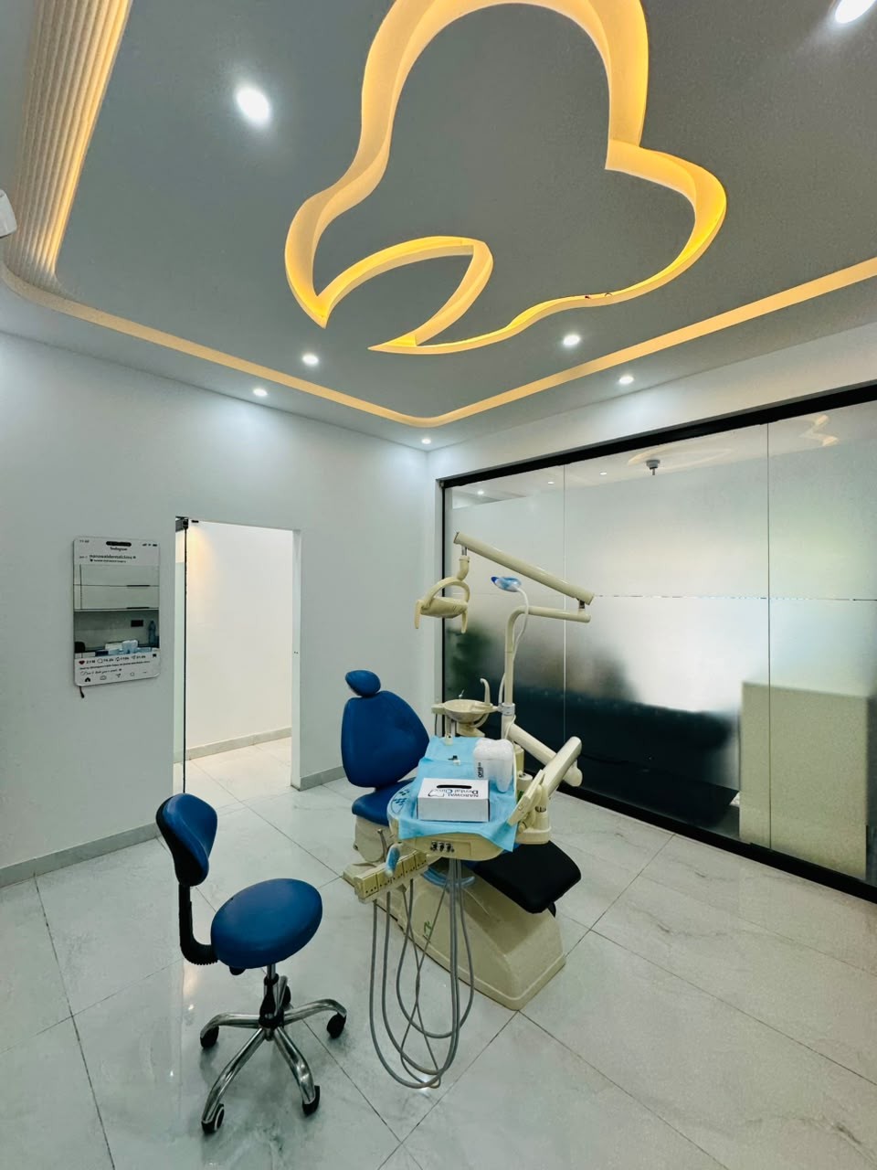 Dental chair and equipment at Narowal Dental Clinic